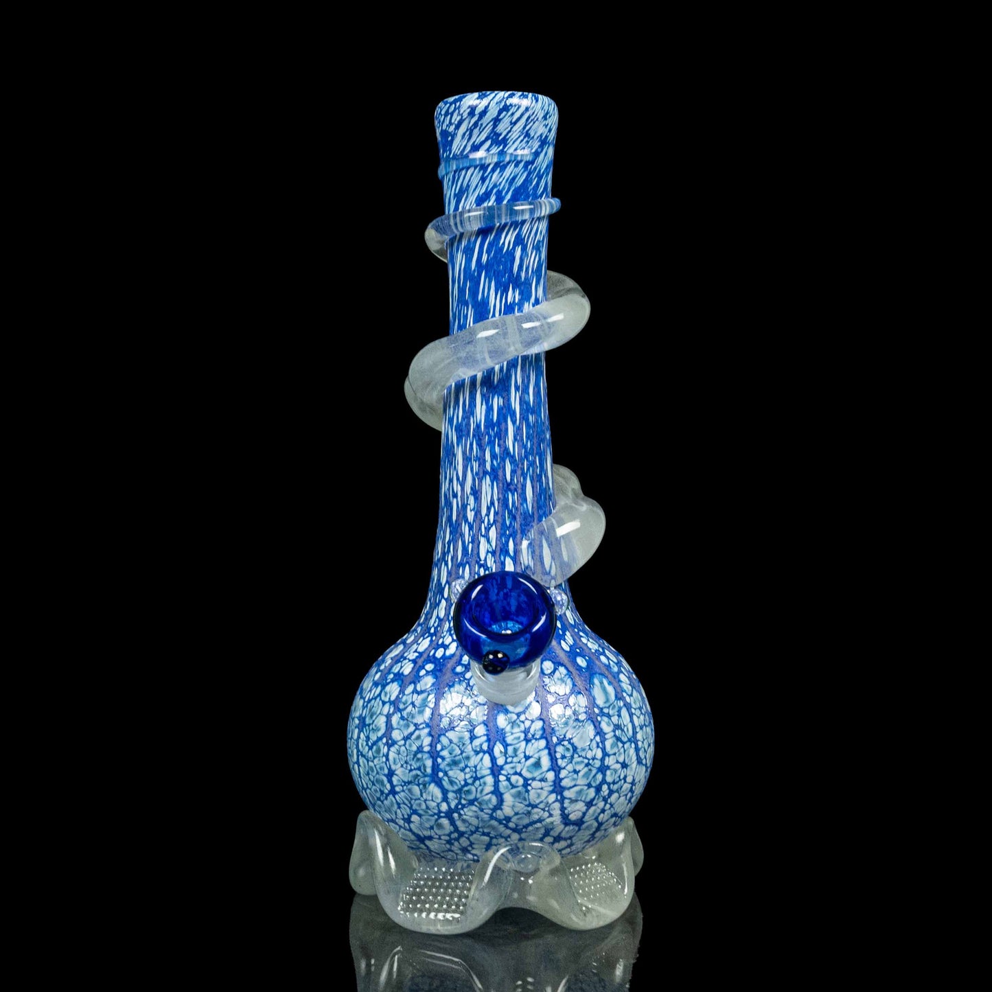 Blue glow in the dark bong